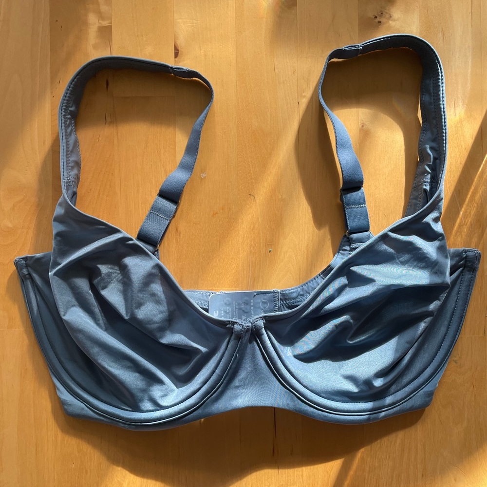 Cuup 32F Plunge Bra in blue sea color
